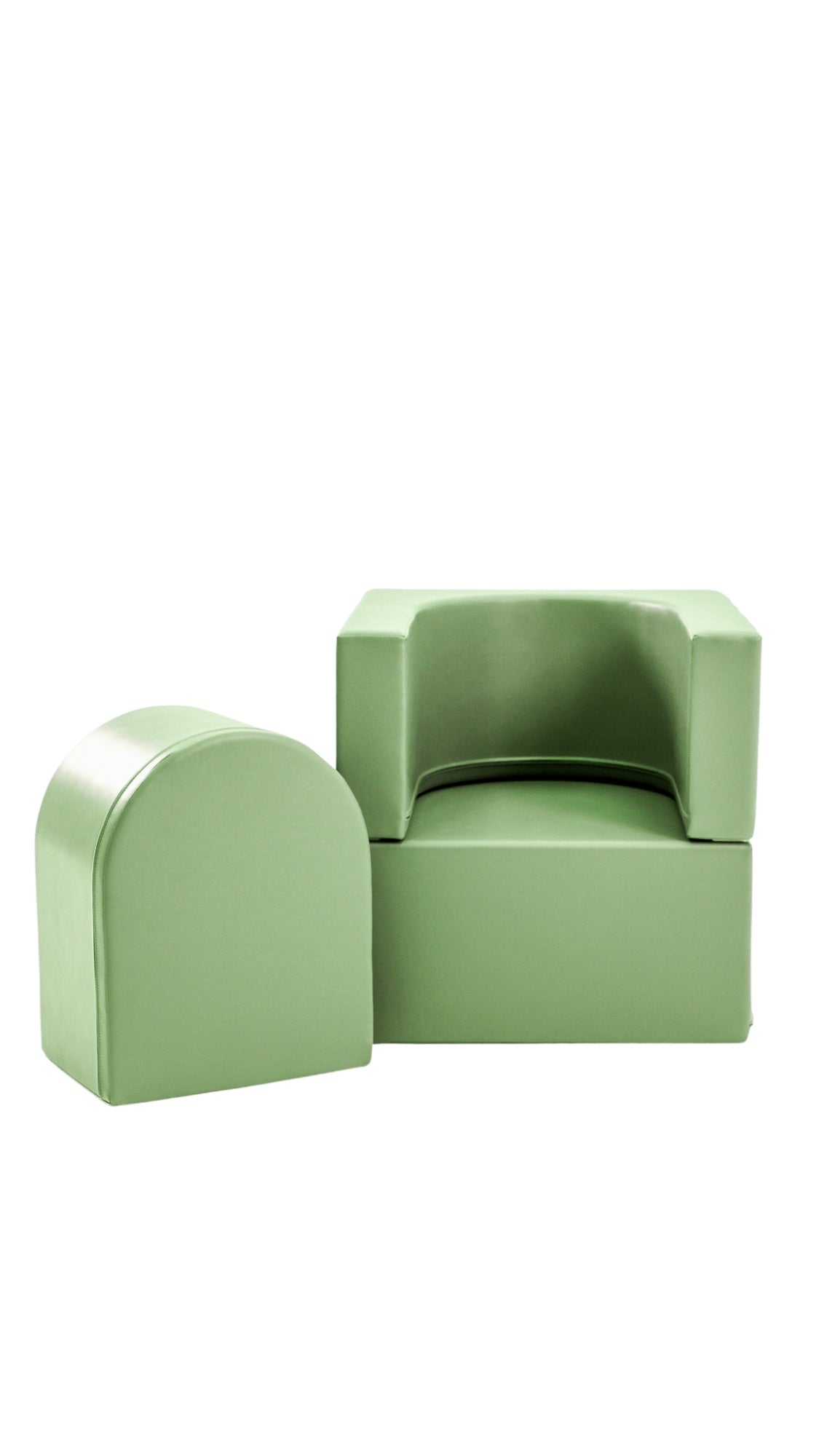 Grüne, gepolsterte Sitzmöbel mit abgerundeten Kanten und minimalistischer Form