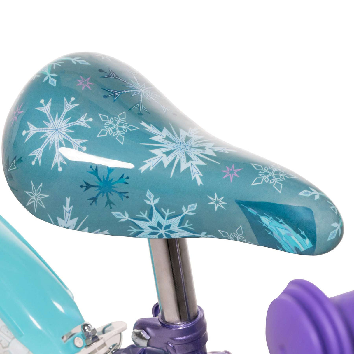 Buntes Fahrradsattel mit Schneeflocken-Muster in Blau und Lila