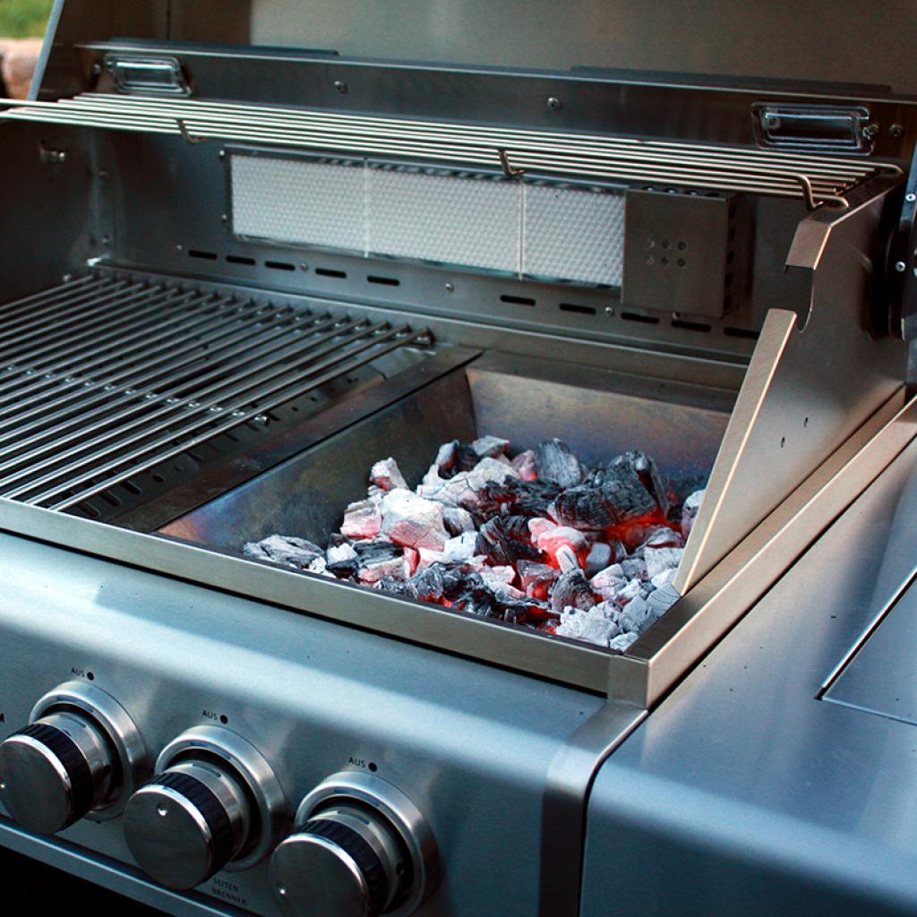 Edelstahl Holzkohleeinsatz mit Hitzeleitblech für Gas- und Holzkohlegrills, Maße: 30 x 46 x 9,5 cm, vereinen Sie Gas und Kohle in Ihrem Grill