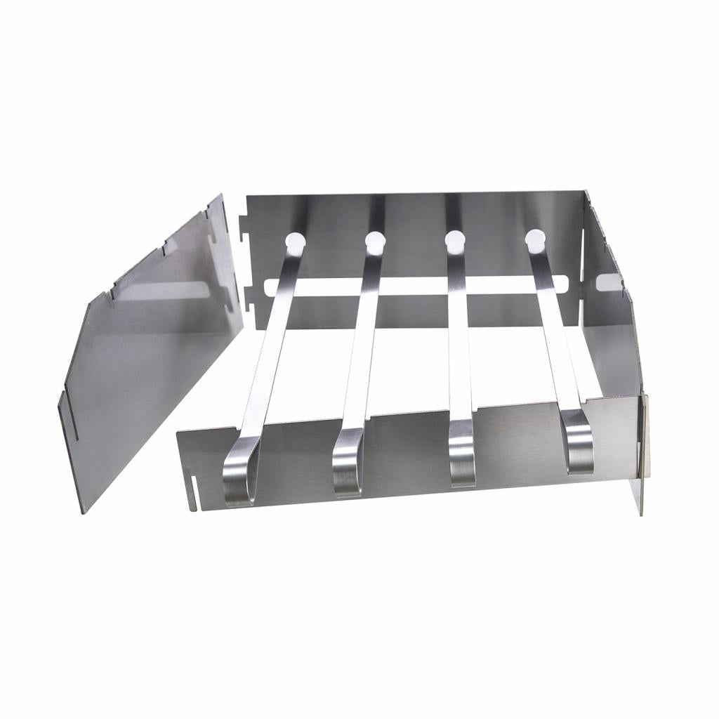 Schaschlik-Set mit Spritzschutz aus Edelstahl für Steakzone: 4 Edelstahlspieße, variable Höhe, sichere Ablage, Maße 33x29x12,5cm