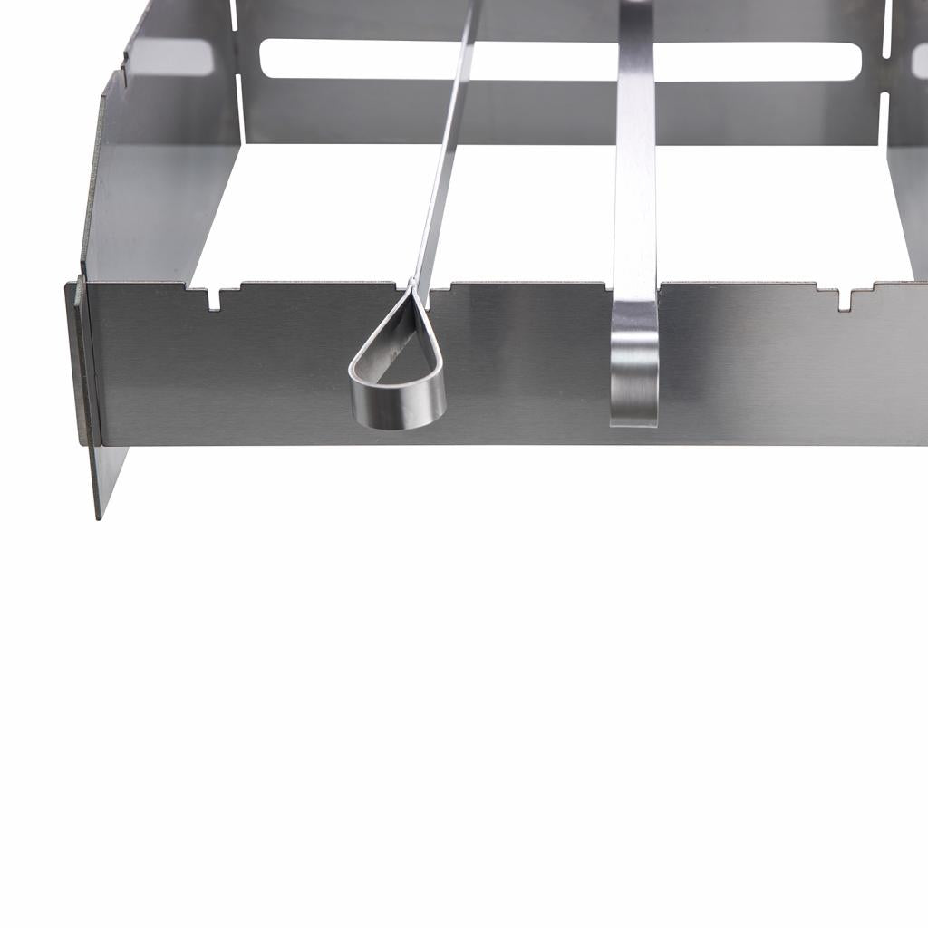 Schaschlik-Set mit Spritzschutz aus Edelstahl für Steakzone: 4 Edelstahlspieße, variable Höhe, sichere Ablage, Maße 33x29x12,5cm