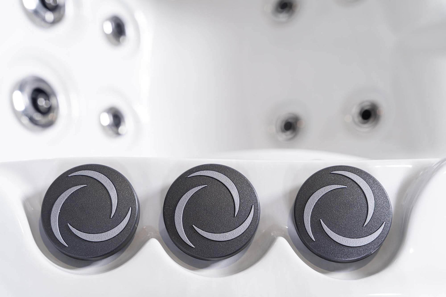 PureHaven Imperia American Outdoor-Whirlpool 230x230 cm für 6 Personen mit 71 Massagedüsen Heizung LEDs Thermoabdeckung Farbe Sterling Silber/Grau