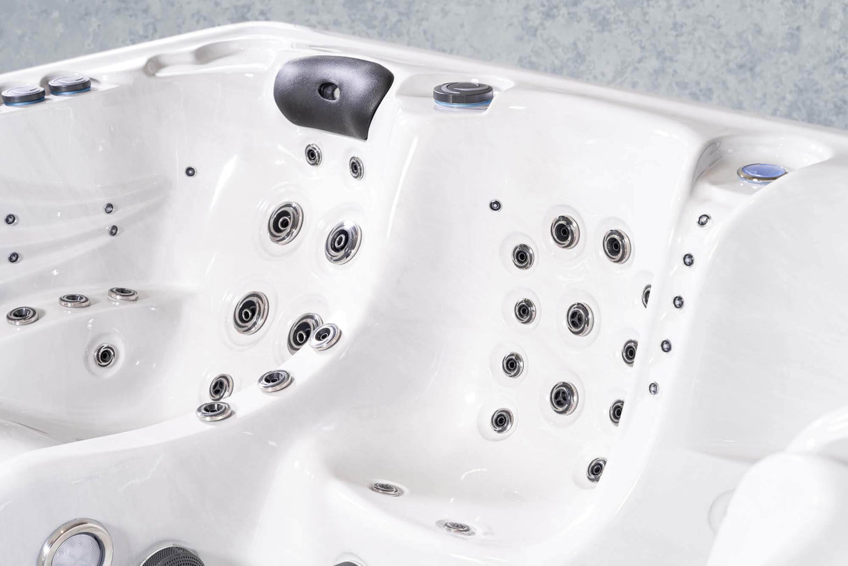 PureHaven Imperia American Outdoor-Whirlpool 230x230 cm für 6 Personen mit 71 Massagedüsen Heizung LEDs Thermoabdeckung Farbe Sterling Silber/Grau