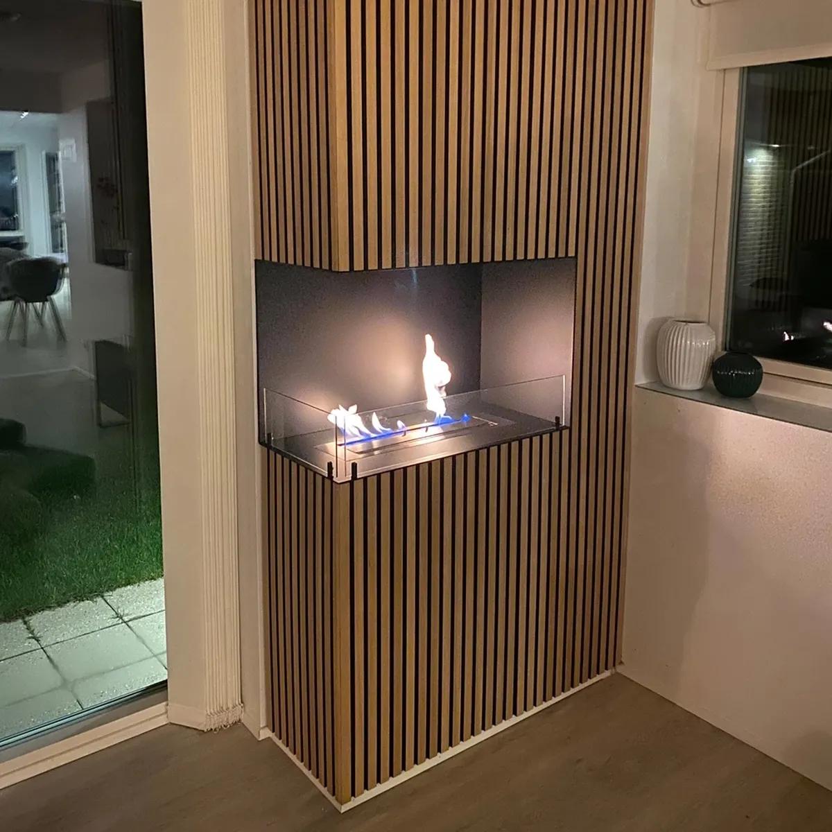 CACH Fires Fokus Ecke Links 800, 3,2 kW, Eckkamin für die linke Seite, Flammen sichtbar von zwei Seiten, optional normale oder automatische Brennkammer.