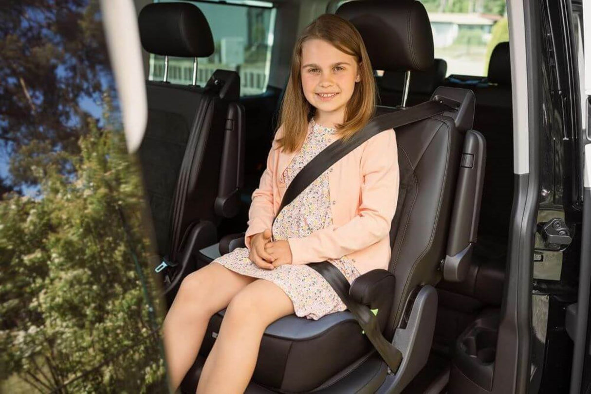 Osann Junior i-Size Sitzerhöhung 126–150 cm – Nero