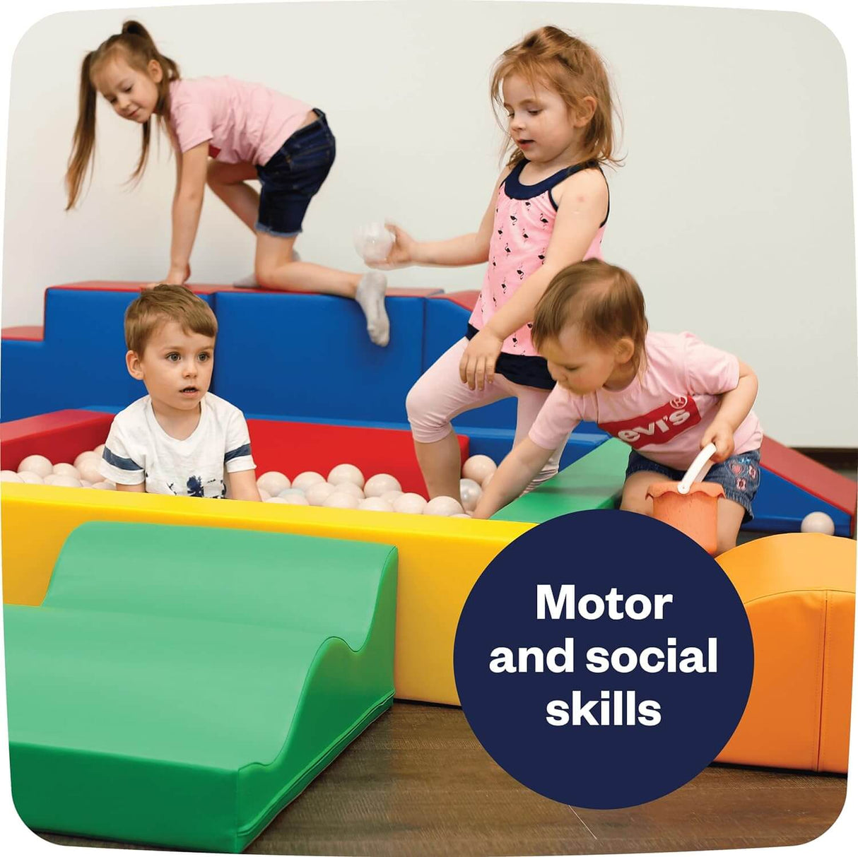 IGLU Softplay Buntes Bällebad aus Schaumstoffbausteinen für sensorisches Abenteuer & kreatives Spielen