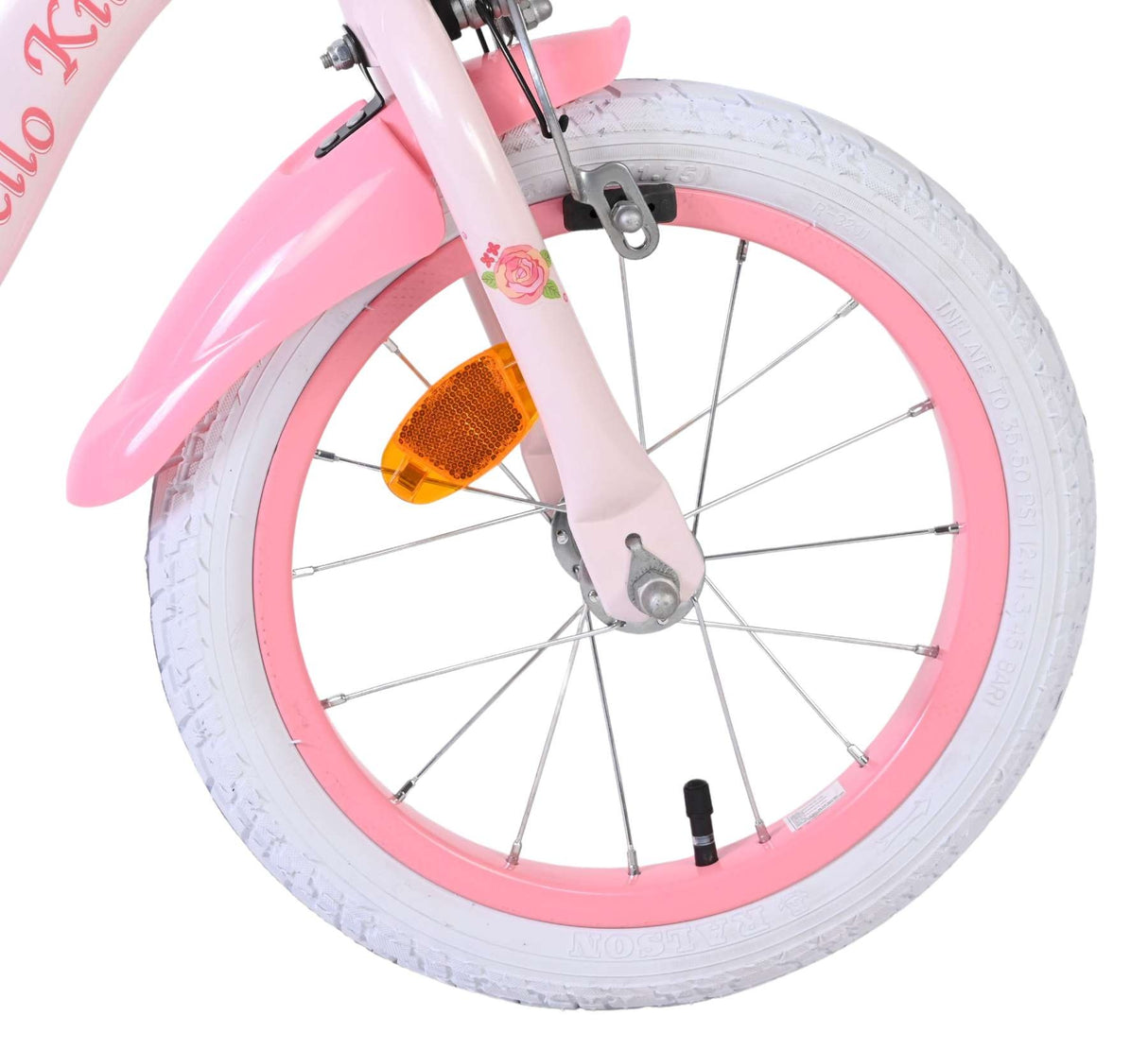 Vorderreifen eines pinken Fahrrads mit weißen Reifen und Reflektor