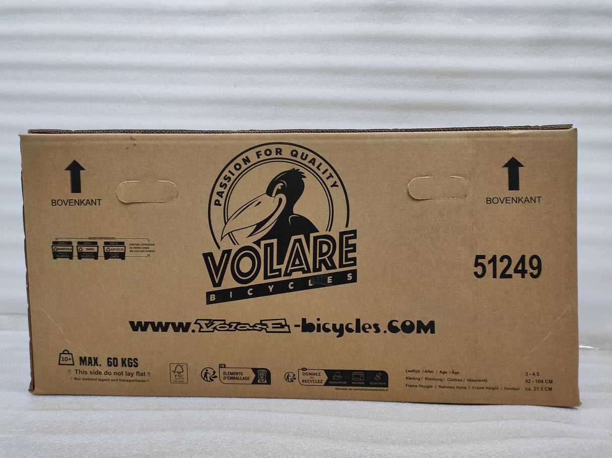 Kartonverpackung für ein Fahrrad mit Logo und Gewichtsangabe