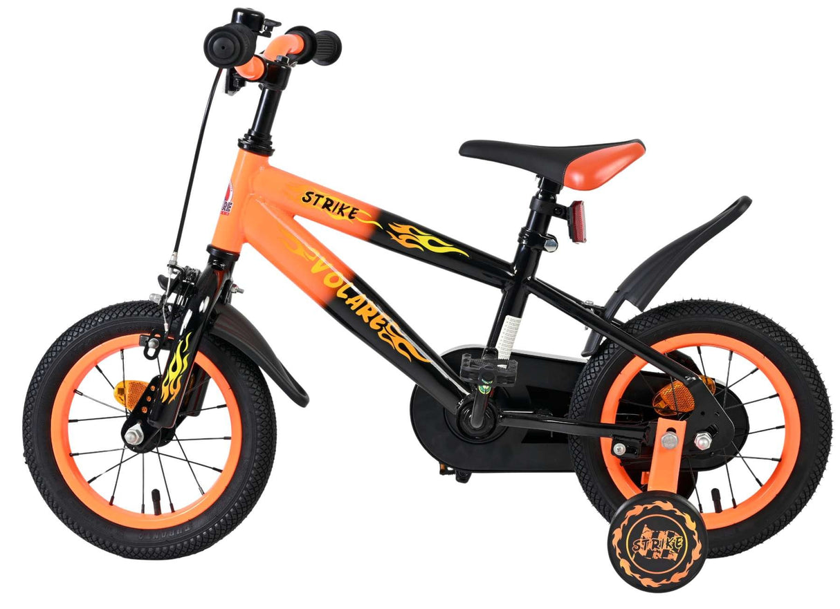 Kinderfahrrad in Schwarz und Orange mit Flammenmotiv und Stützrädern