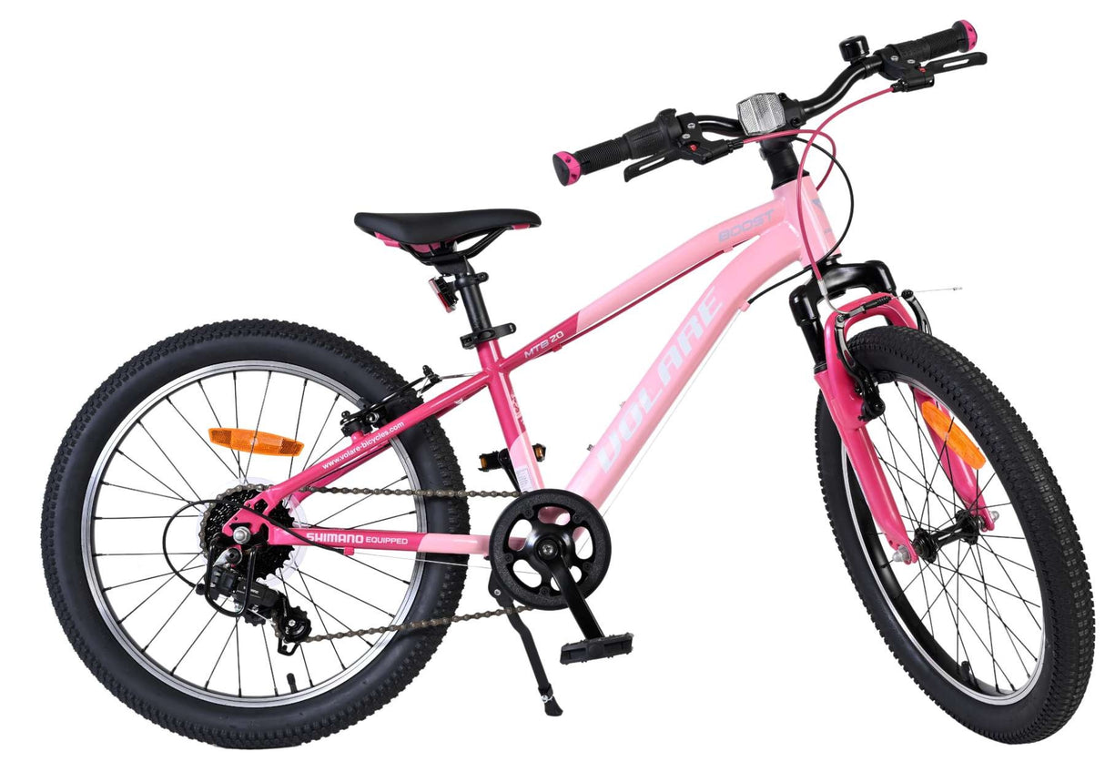 Pinkes Mountainbike mit 18-Gang-Schaltung und robusten Reifen
