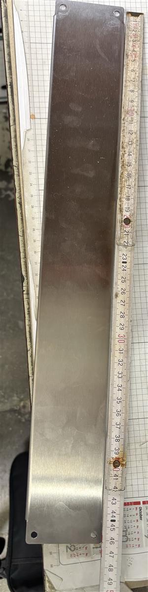 Mittelverstrebung Chef L Black (Teilenr. 6 Kat. // grifflose Variante)