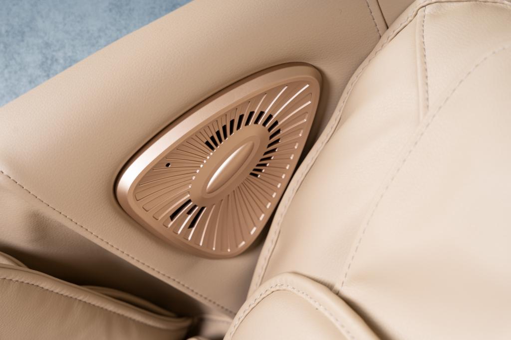 PureHaven Massage-Sessel 180x77x55 cm Knet- und Klopfmassage Heizfunktion Bluetooth USB Sprachsteuerung beige PU-Leder Fuß- Rücken- und Gesäßmassage