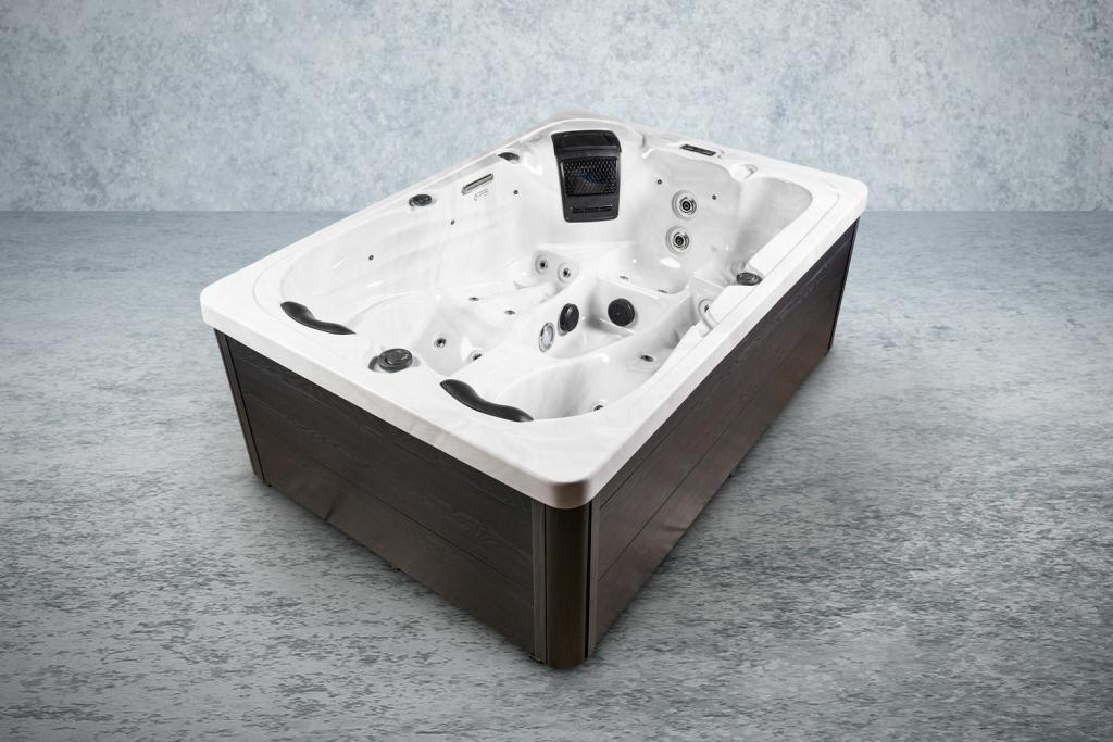 PureHaven American Outdoor-Whirlpool 220x156 cm für 3 Personen mit 77 Wasserdüsen und 10 Luftdüsen Thermoabdeckung LEDs Farbe Sterling Silber/Grau