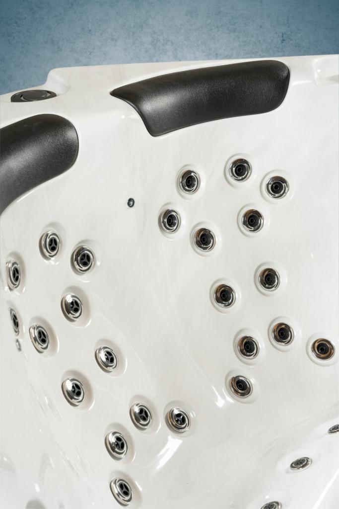 PureHaven American Outdoor-Whirlpool 230x230 cm für 6 Personen mit 71 Massagedüsen Heizung LEDs Thermoabdeckung Farbe Sterling Silber/Grau