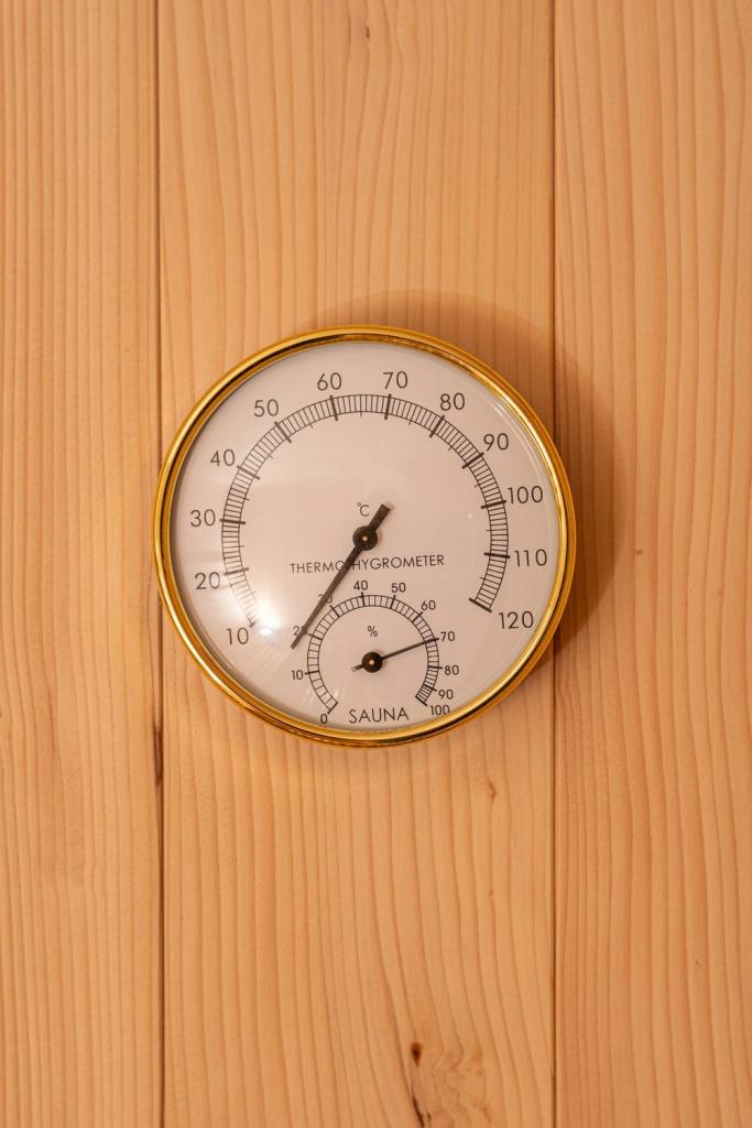 PureHaven Finnische Sauna 150x150x200 cm Harvia Saunaofen für 3 Personen Hemlockholz komplettes Zubehör Saunasteine Glastür Thermometer Beleuchtung