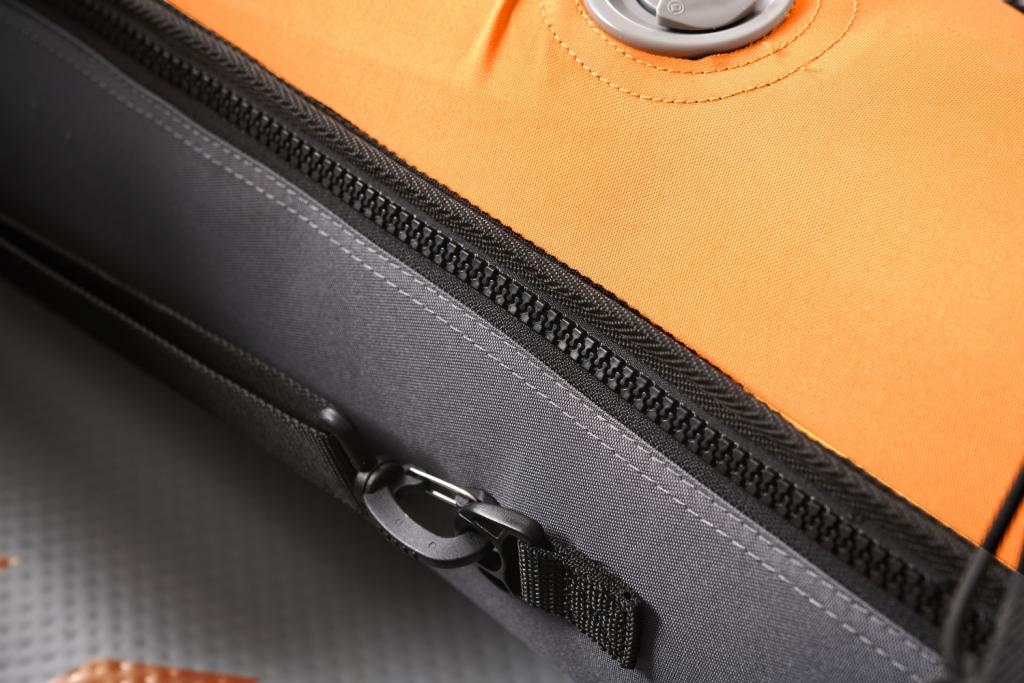 Aqua Marina Kajak 390x90 cm für 2 Personen mit Luftsitz verstellbarer Lehne Transporttasche Reparaturset Handpumpe strapazierfähig Orange/Anthrazit