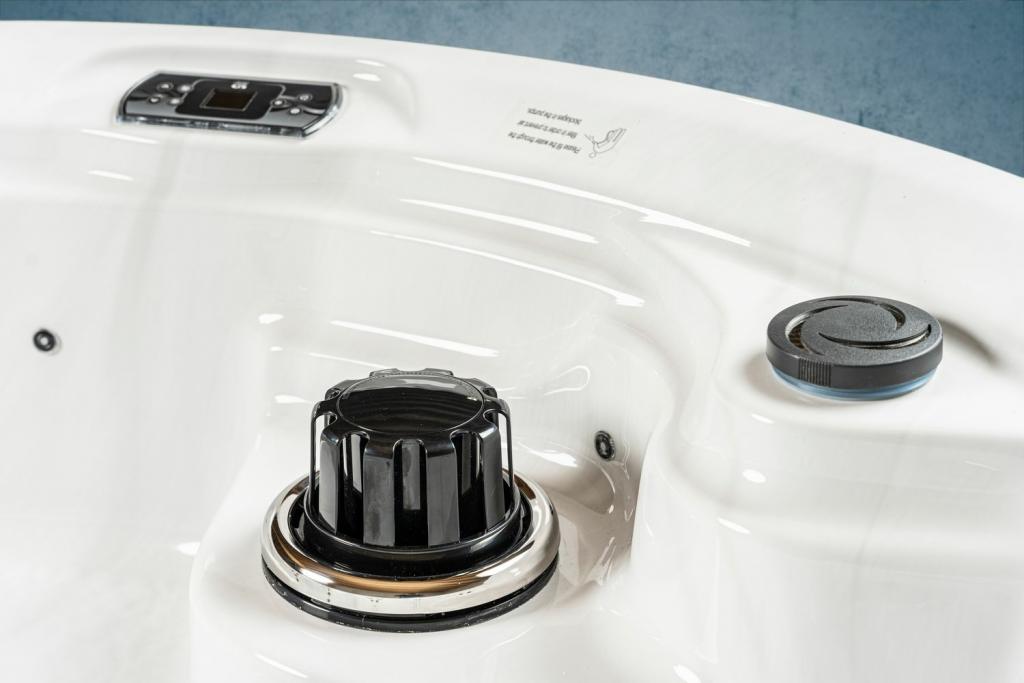 PureHaven American Outdoor-Whirlpool 208x208 cm für 4 Personen mit 33 Massagedüsen Gecko Computersystem Heizung LEDs Farbe Sterling Silber/Grau