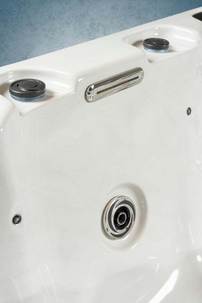 PureHaven American Outdoor-Whirlpool 230x230 cm für 6 Personen mit 71 Massagedüsen Heizung LEDs Thermoabdeckung Farbe Sterling Silber/Grau