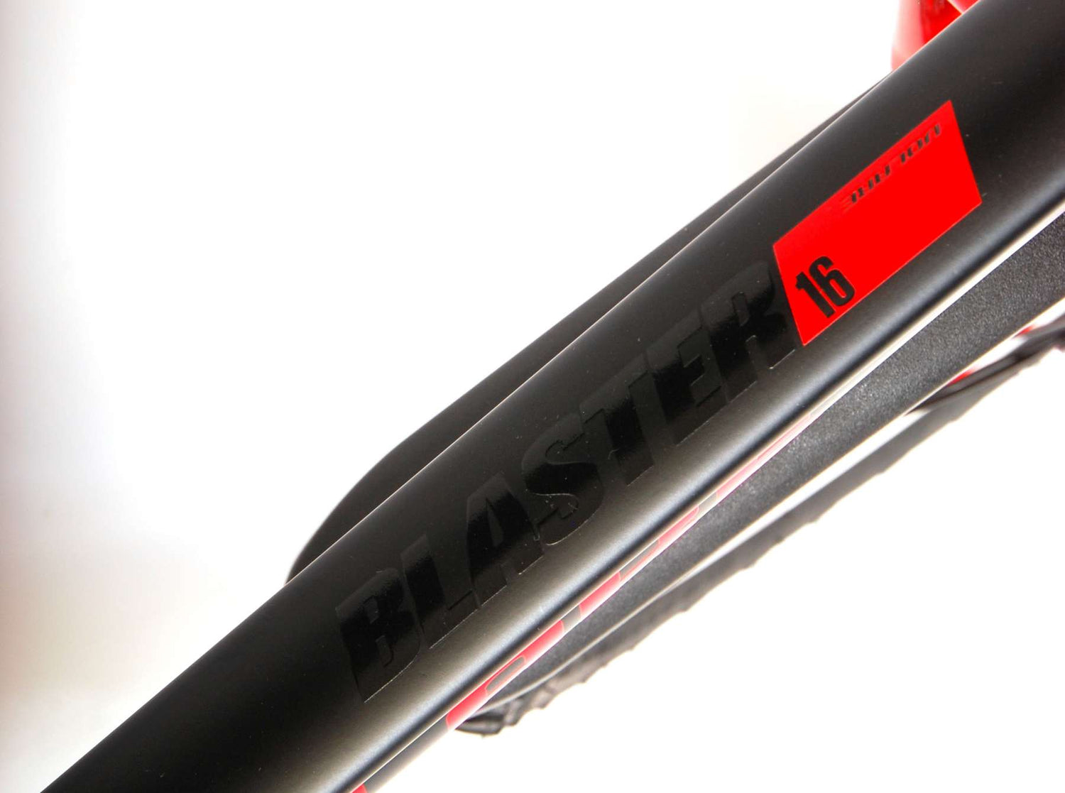 Volare Blaster Kinderfahrrad - Jungen - 16 Zoll - Schwarz/Rot - Prime Collection