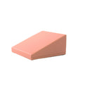 Winkelkissen in sanftem Rosa für ergonomische Unterstützung