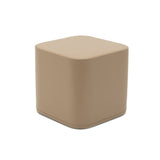 Beiger, quadratischer Hocker mit abgerundeten Kanten aus Kunststoff