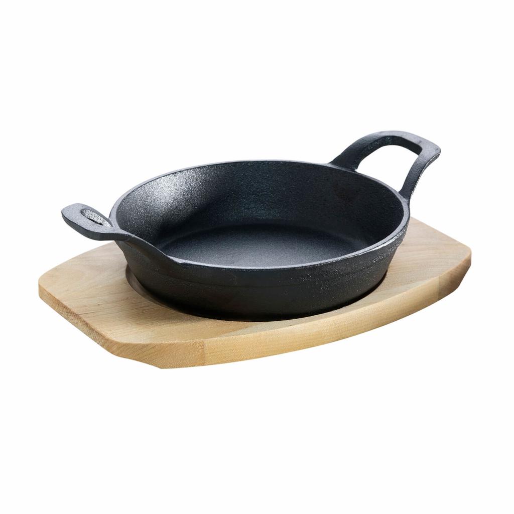 Gusseisen-Minipfanne Ø 18 cm, schwarz, rund, inkl. Holzuntersetzer - für alle Herdarten geeignet, solide und robust, ideal zum Braten und Grillen