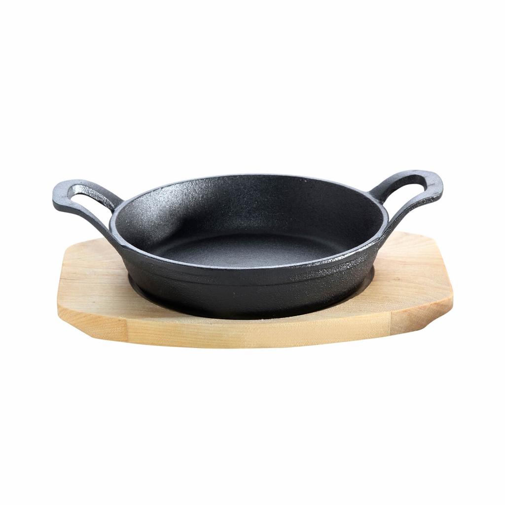 Gusseisen-Minipfanne Ø 18 cm, schwarz, rund, inkl. Holzuntersetzer - für alle Herdarten geeignet, solide und robust, ideal zum Braten und Grillen