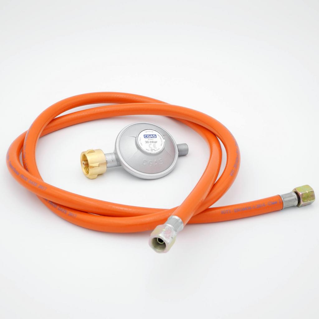 Gasdruckminderer 30 mbar mit Gasschlauch 1,5 m - universell einsetzbar für handelsübliche Gasflaschen (Set)