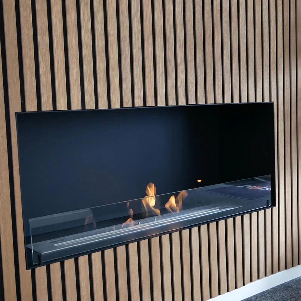 CACH Fires Foco One 1000, Bioethanol-Wandkamin mit eingebautem Brenner, einseitig, manueller oder automatischer Brenner, 4,4 kW.