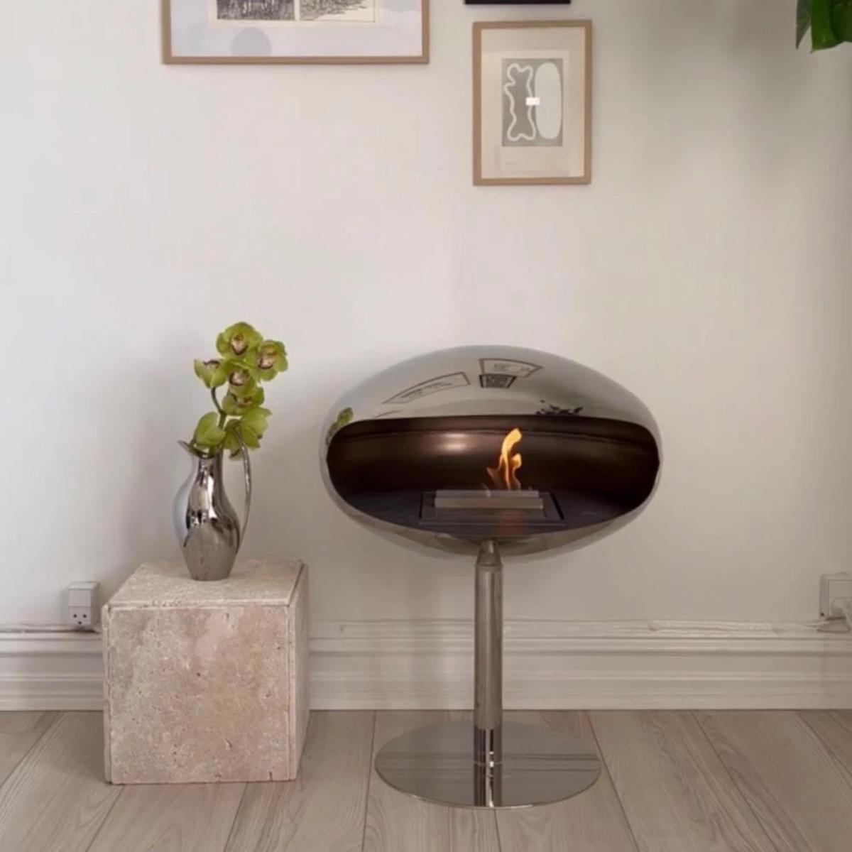 CACH Fires Kokonsockel, polierter Stahl, freistehender Bioethanol-Kamin, 3 kW