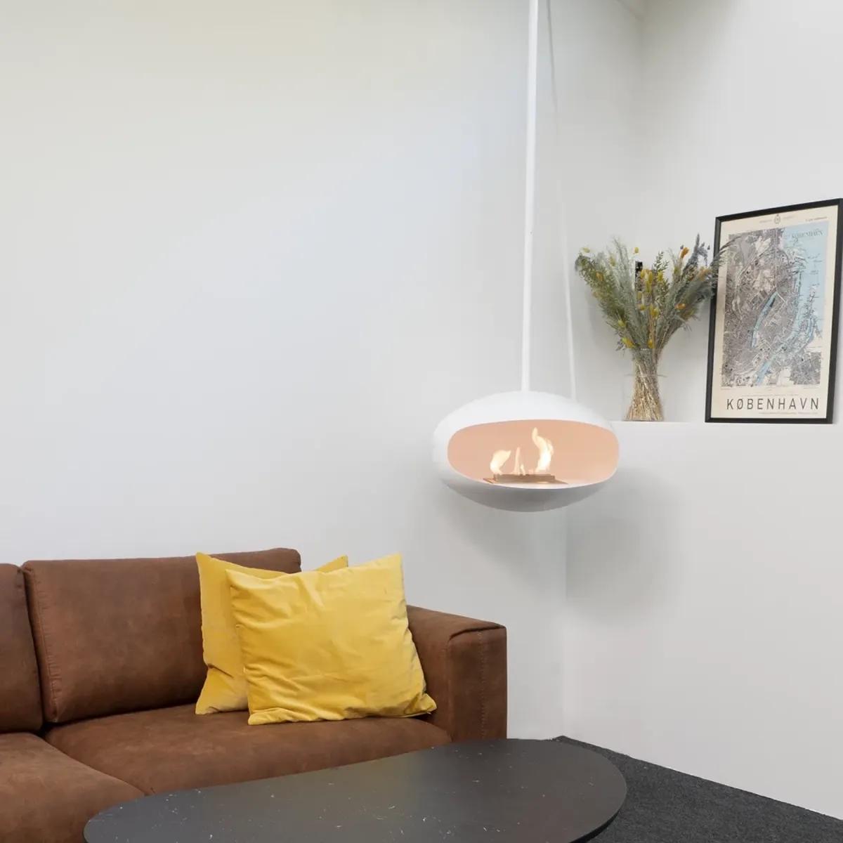 CACH Fires Kokonsockel, Weiß, Stahl, matte weiße Oberfläche, Ethanol-Bodenkamin, 3 kW, 5 Stunden Brenndauer