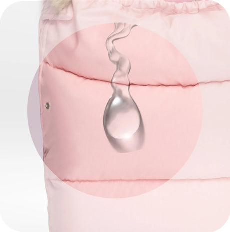 Rosa Winterjacke mit glänzender, wasserabweisender Oberfläche und abnehmbarer Kapuze