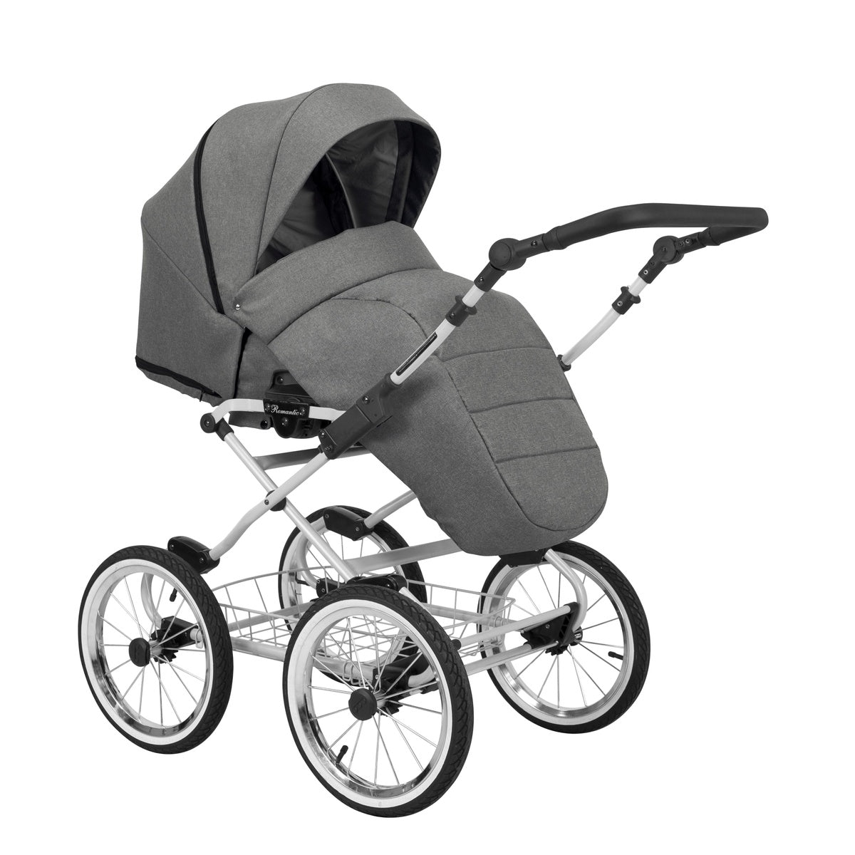 Ansicht von Schräg-Links einesmodernen Kinderwagens mit Babywanne.