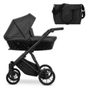 Kombikinderwagen in drei Ansichten: links Seitenansicht mit Babywanne, rechts Frontansicht mit Sportsitz, unten Vorderansicht eines passenden Rucksacks.