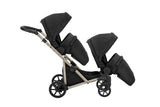 Zwillingskinderwagen-Set, Ansicht bestehend aus 2-in-1 Kinderwagen in Schwarz mit schwarzem Rahmen.