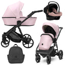 Hellpinker Kombikinderwagen in drei Ansichten: links Seitenansicht mit Babywanne, rechts Frontansicht mit Sportsitz, unten Vorderansicht eines passenden Rucksacks, rechts oben Ansicht eines passenden Autositz dazu, rechts oben Ansicht eines passenden Auto