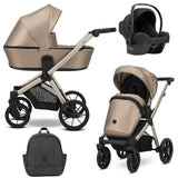 Kombikinderwagen in drei Ansichten: links Seitenansicht mit Babywanne, rechts Frontansicht mit Sportsitz, unten Vorderansicht eines passenden Rucksacks, rechts oben Ansicht eines passenden Autositz dazu.