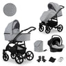 Kombikinderwagen in zwei Ansichten: links Seitenansicht mit Babywanne, rechts Frontansicht mit Sportsitz, unten Vorderansicht einer passenden Tragetasche und zwei Zubehörtaschen, rechts oben Ansicht eines passenden Autositz dazu.