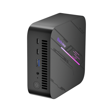 Blackview MP100 Mini PC – Hochkant aufgestellt, seitliche Ansicht mit Ports und Lüftungsschlitzen, modernes schwarzes Design