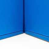 Blauer, gepolsterter Eckschutz für Wände oder Möbel
