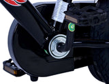 Schwarzer Fahrradrahmen mit Pedalen und Kettenantriebssystem