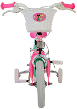 Rosa Kinderfahrrad mit Korb und Stützrädern, fröhliches Design