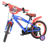 Blaues Kinderfahrrad mit roten Akzenten und stabilen Stützrädern