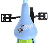 Blaue Fahrradsattel mit Cartoon-Motiv und grüner Rahmenfarbe