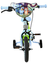 Kinderfahrrad mit buntem Design und stabilen Stützrädern