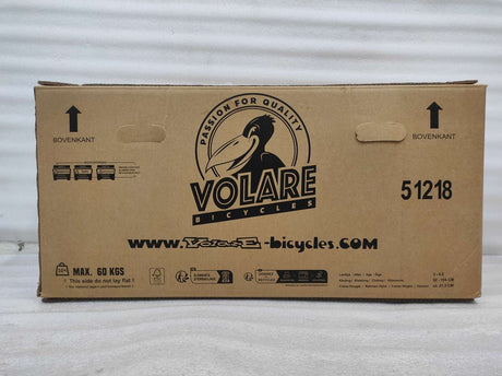 Kartonverpackung für ein Fahrrad, mit Logo und Gewichtshinweis