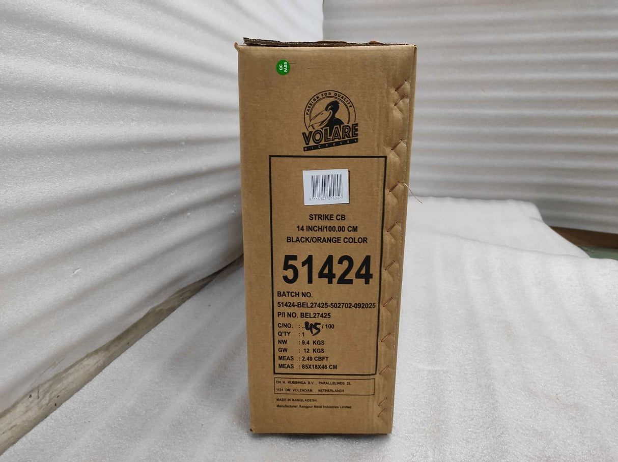 Braune Verpackung mit Produktinformationen und schwarzer-orangefarbener Farbe