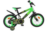 Kinderfahrrad in Schwarz und Grün mit 16-Zoll-Rädern und Stützrädern