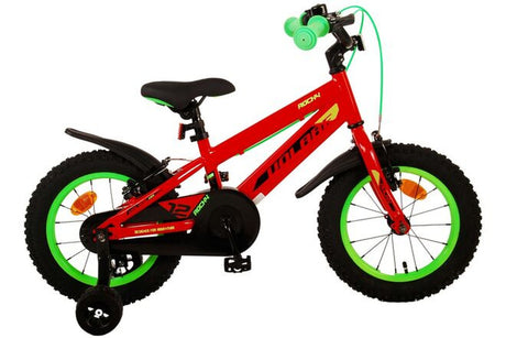 Rotes Kinderfahrrad mit grünen Akzenten und Stützrädern