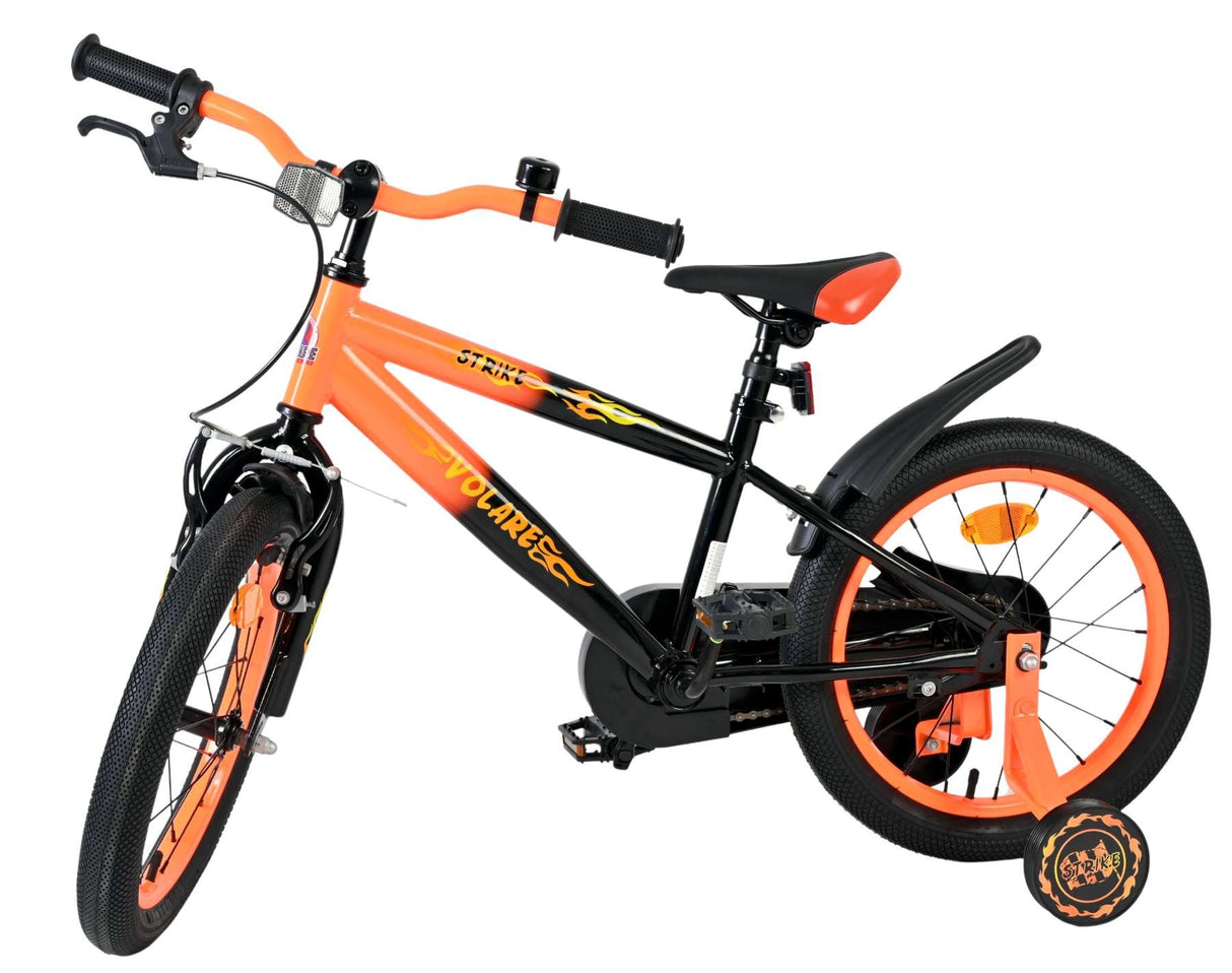 Schwarzes Kinderfahrrad mit orangefarbenen Akzenten und stabilen Reifen